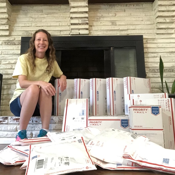 Welcome to Plum Crazy Closet! - Picture 4 of 8